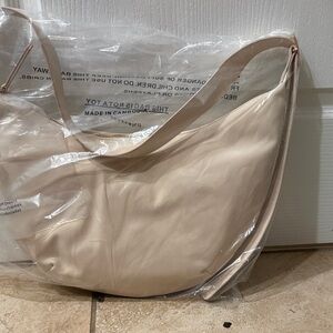 Universal Thread Tan Shoulder Bag